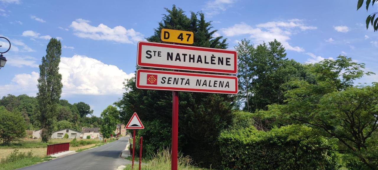 Aux Couleurs D'Esteil Sainte-Nathalene Luaran gambar